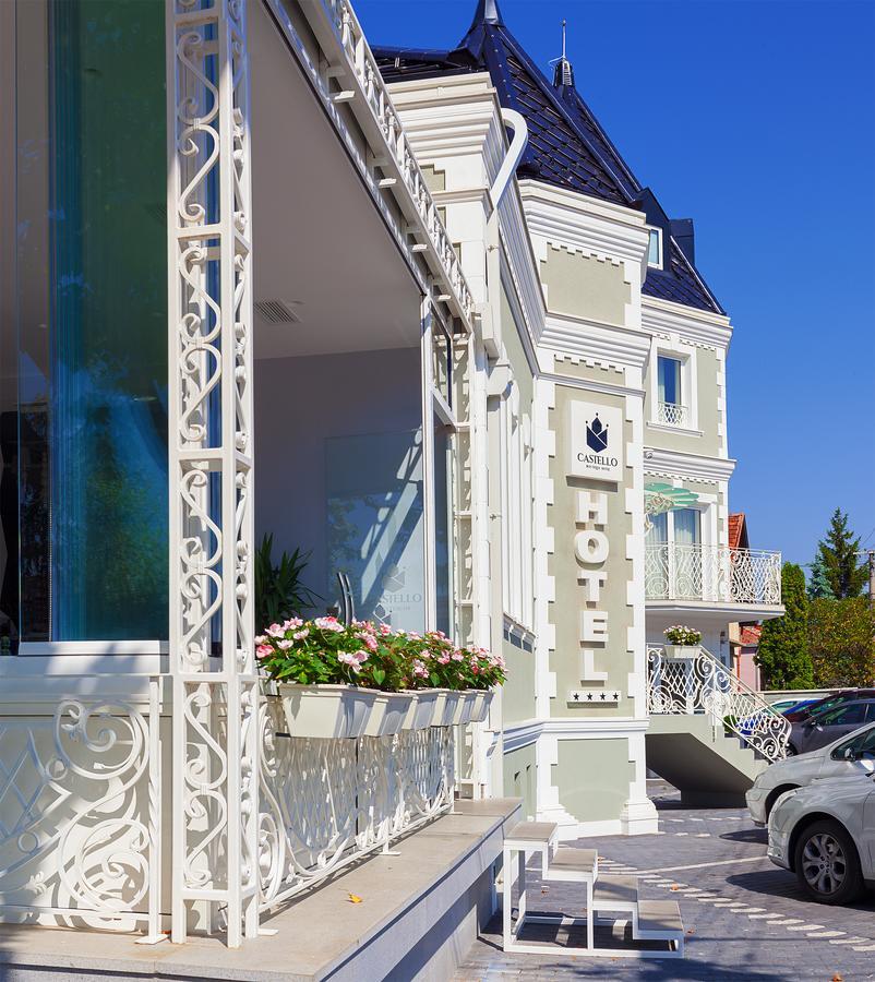 Castello Boutique Hotel Cacak Exterior photo